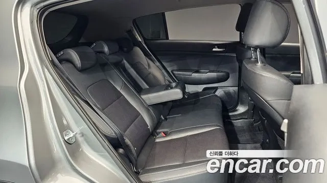 Kia Sportage The Bold 2021 Серый из Кореи, фото 3