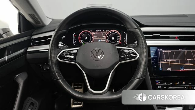 Volkswagen Arteon 2023 Белый из Кореи, фото 3