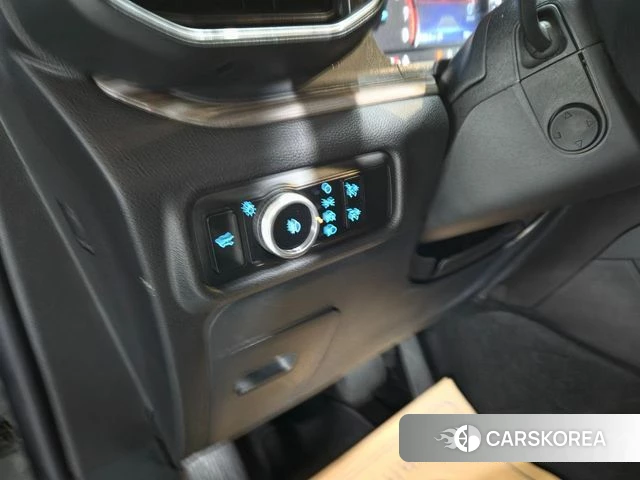 Ford Explorer 6th Generation 2023 Синий из Кореи, фото 3