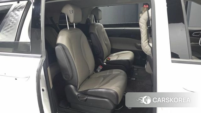 Kia The New Carnival 4th Generation 2024 Белый из Кореи, фото 3