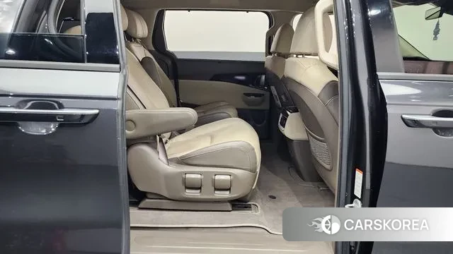 Kia Carnival 4th generation 2020 Серый из Кореи, фото 3
