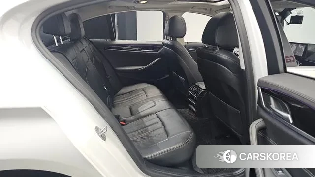 BMW 5 Series (G30) 2020 Белый из Кореи, фото 3