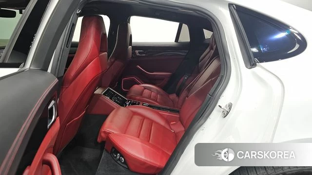 Porsche Panamera (971) 2018 Белый из Кореи, фото 3