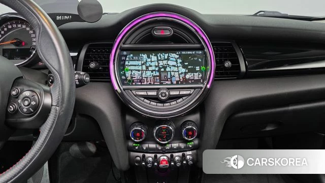 Mini Cooper S 2019 Черный из Кореи, фото 3