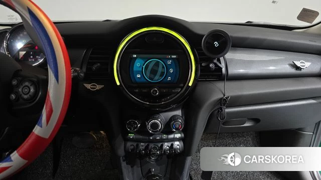 Mini Cooper 2021 Зеленый из Кореи, фото 3