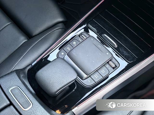 Mercedes-Benz EQB 2023 Белый из Китая, фото 3