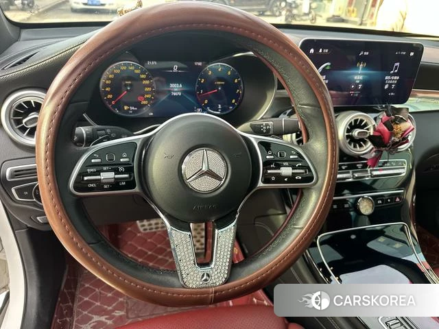 Mercedes-Benz GLC 2021 Белый из Китая, фото 3