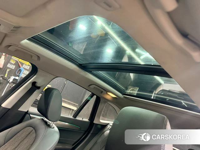 BMW X1 (F48) 2021 Черный из Кореи, фото 3