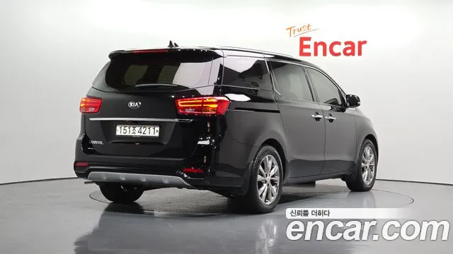 Kia The New Carnival id 2700973 из Кореи 3