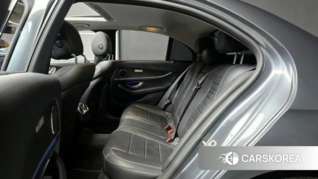 Mercedes-Benz E-Class W213 2019 Серый из Кореи, фото 3