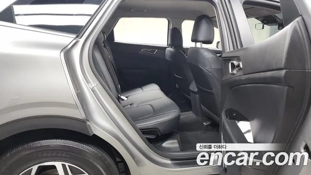 Kia Sportage 5th Generation 2023 Серебряный из Кореи, фото 3