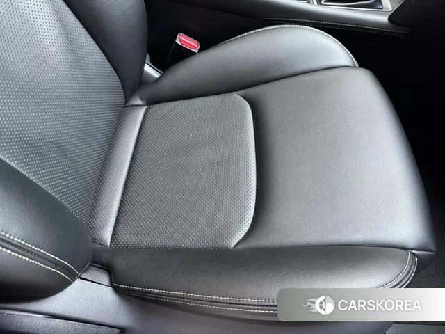 Mazda CX-4 2023 Белый из Китая, фото 3