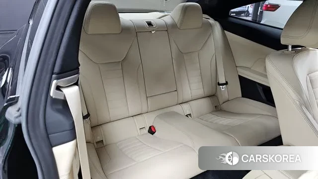 BMW 4 Series (G22) 2021 Черный из Кореи, фото 3