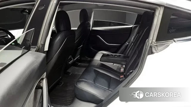 Tesla Model 3 2020 Белый из Кореи, фото 3