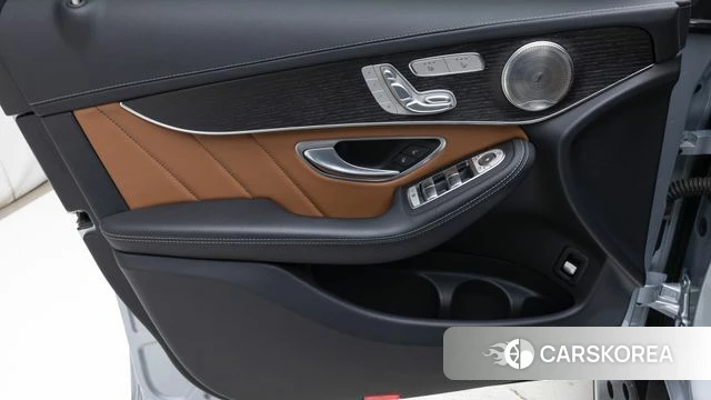 Mercedes-Benz GLC-Class X253 2022 Серебряный из Кореи, фото 3