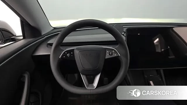 Tesla Model 3 2024 Черный из Кореи, фото 3