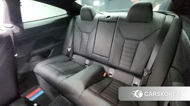 BMW 4 Series (G22) 2022 Черный из Кореи, фото 3