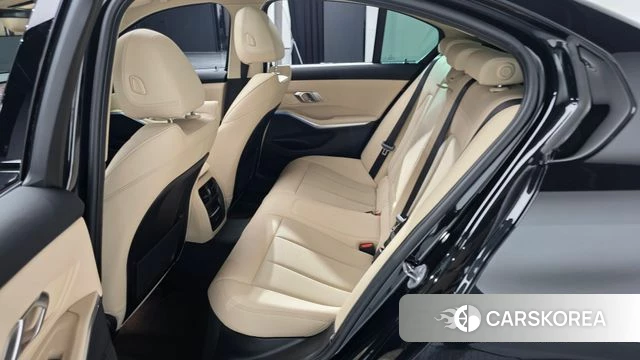 BMW 3 Series (G20) 2023 Черный из Кореи, фото 3