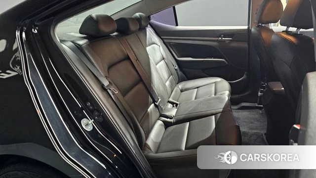 Hyundai Avante AD 2018 Черный из Кореи, фото 3