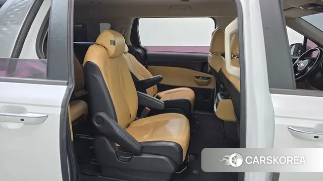 Kia Carnival 4th generation 2020 Белый из Кореи, фото 3