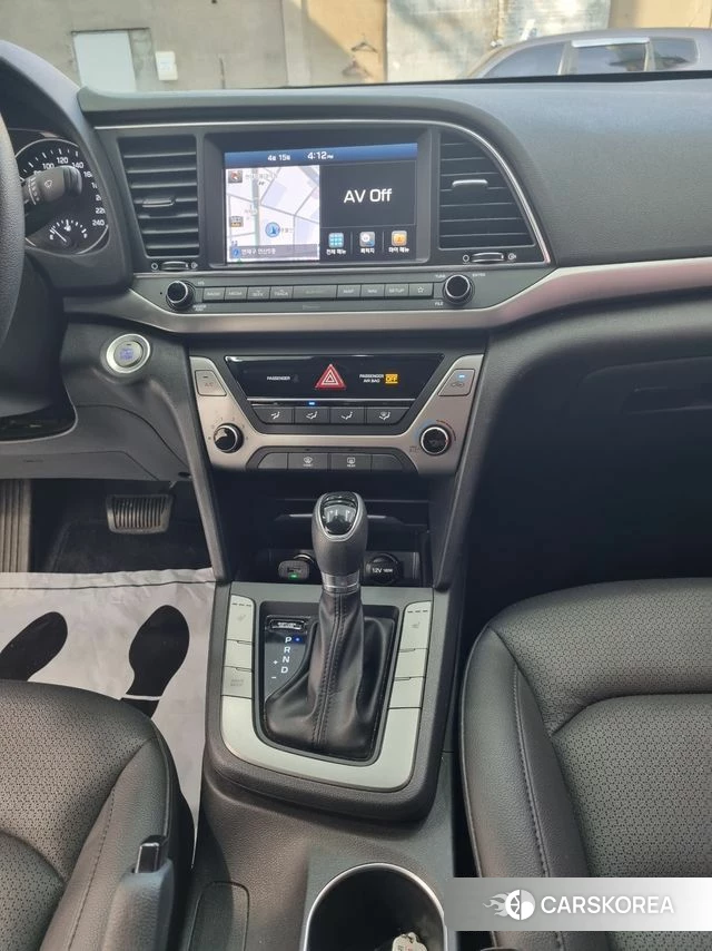 Hyundai Avante AD 2018 Серый из Кореи, фото 3