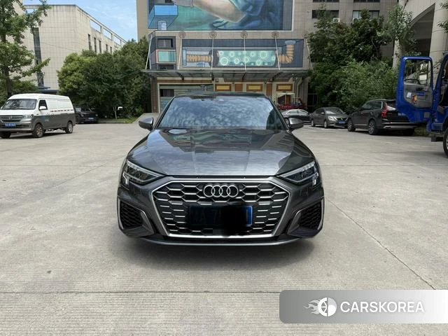 Audi A3 2023 Темно-серый из Китая, фото 3