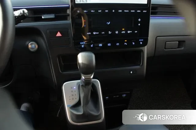 Hyundai Staria 2025 Черный из Кореи, фото 3