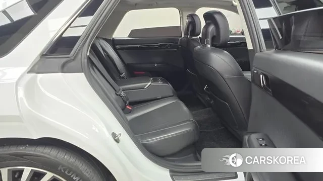 Hyundai Grandeur Hybrid (GN7) 2023 Белый из Кореи, фото 3