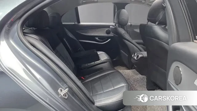 Mercedes-Benz E-Class W213 2019 Серый из Кореи, фото 3