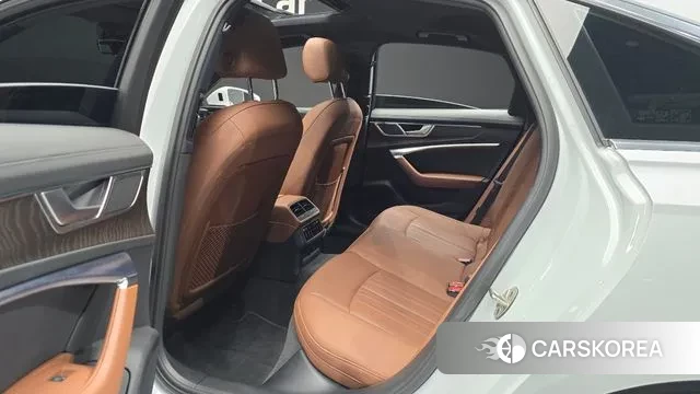 Audi A6 (C8) 2021 Белый из Кореи, фото 3