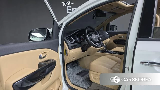 Kia All New Carnival 2018 Белый из Кореи, фото 3
