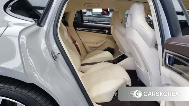 Porsche Panamera (971) 2021 Серый из Кореи, фото 3