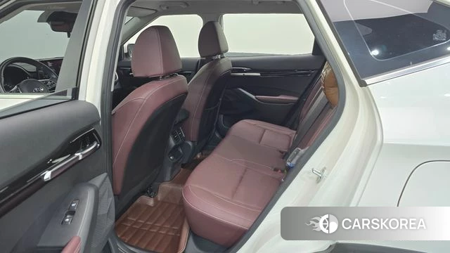 Kia Seltos 2019 Белый из Кореи, фото 3