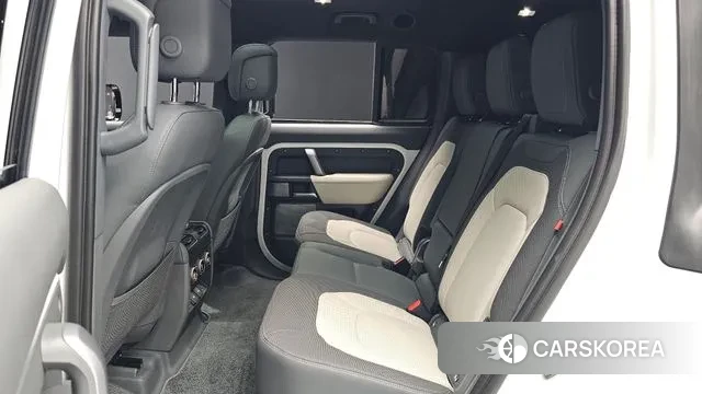 Land Rover Defender (L663) 2023 Белый из Кореи, фото 3