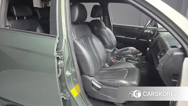 Ssangyong The New Rexton Sport 2021 Темно-зеленый из Кореи, фото 3
