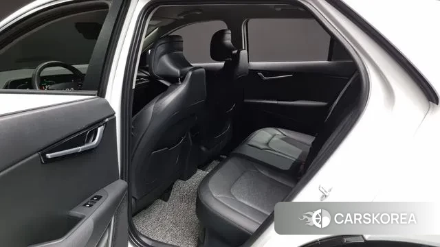 Kia Di Ol Nu Niro 2022 Белый из Кореи, фото 3