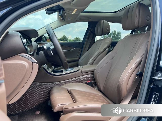 Mercedes-Benz E-class 2022 Черный из Китая, фото 3