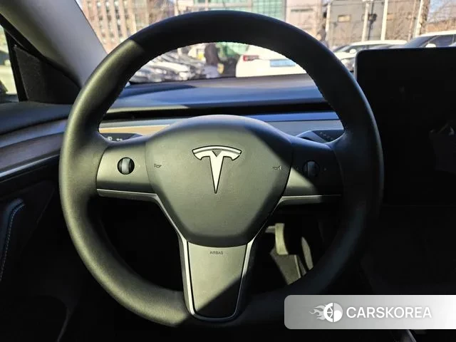 Tesla Model 3 2022 Черный из Кореи, фото 3