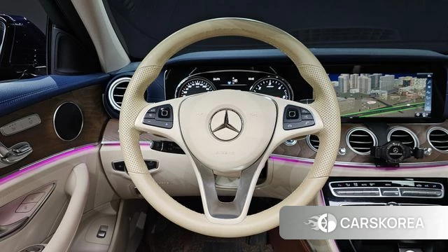 Mercedes-Benz E-Class W213 2018 Синий из Кореи, фото 3