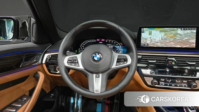BMW 5 Series (G30) 2021 Белый из Кореи, фото 3