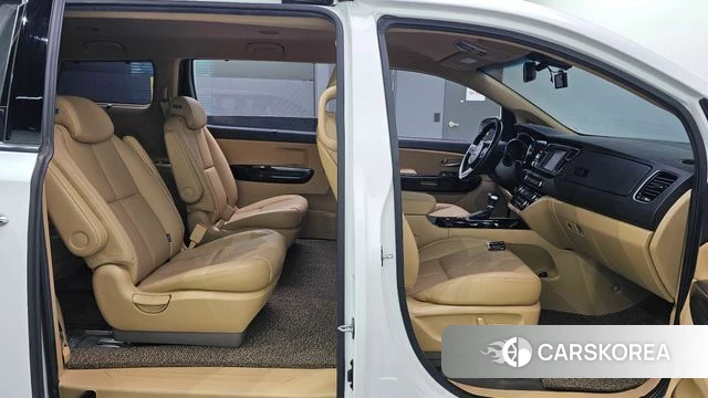 Kia The New Carnival 2019 Белый из Кореи, фото 3