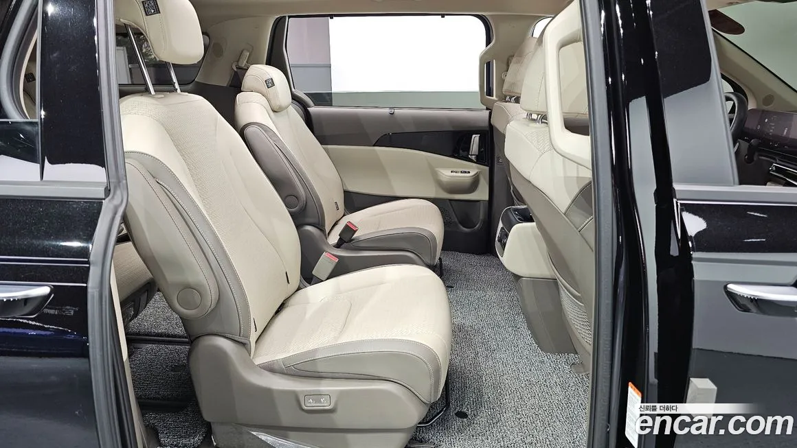 Kia The New Carnival 4th Generation 2024 Черный из Кореи, фото 3