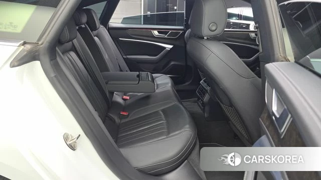 Audi A7 (4K) 2020 Белый из Кореи, фото 3