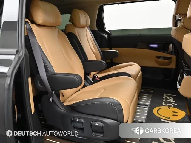 Kia Carnival 4th generation 2023 Черный из Кореи, фото 3