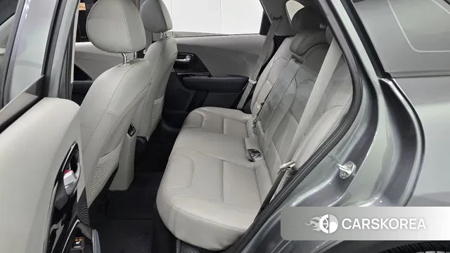 Kia Niro 2018 Серый из Кореи, фото 3