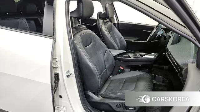 Kia EV6 2022 Жемчужный цвет из Кореи, фото 3