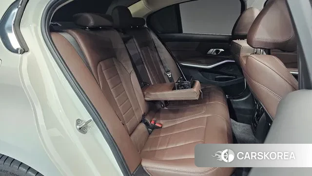 BMW 3 Series (G20) 2022 Белый из Кореи, фото 3