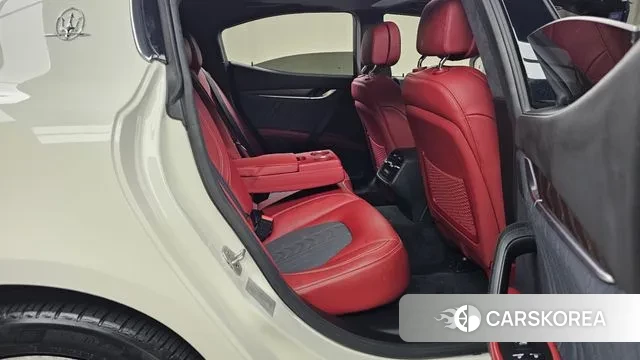 Maserati Ghibli 2019 Белый из Кореи, фото 3