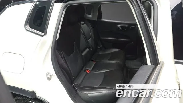 Jeep Compass 2nd Generation 2019 Белый из Кореи, фото 3