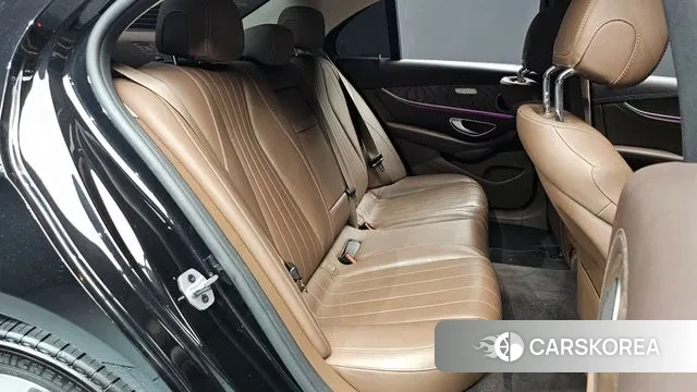 Mercedes-Benz E-Class W213 2019 Черный из Кореи, фото 3